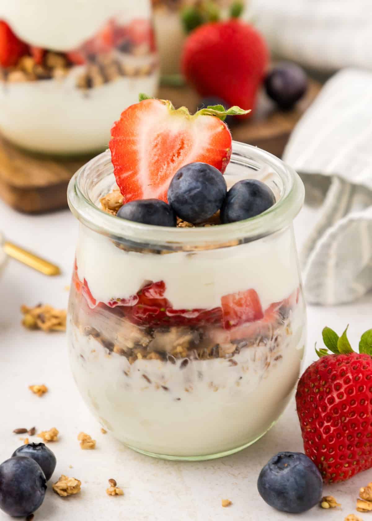 yogurt parfaits in jars
